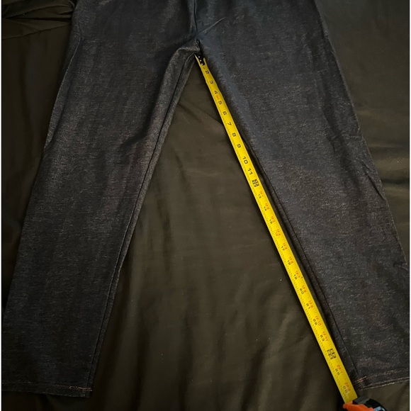 Junior’s No Boundaries size 3x/21 plus size denim color leggings - Picture 6 of 8